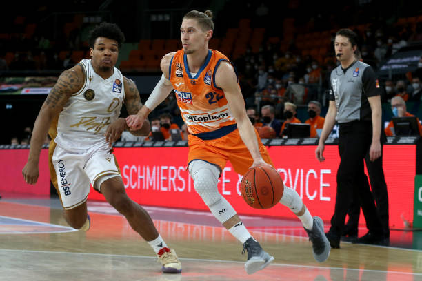 妙的球场智 妙的球场智