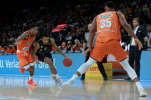 不是第一次 不是第一次