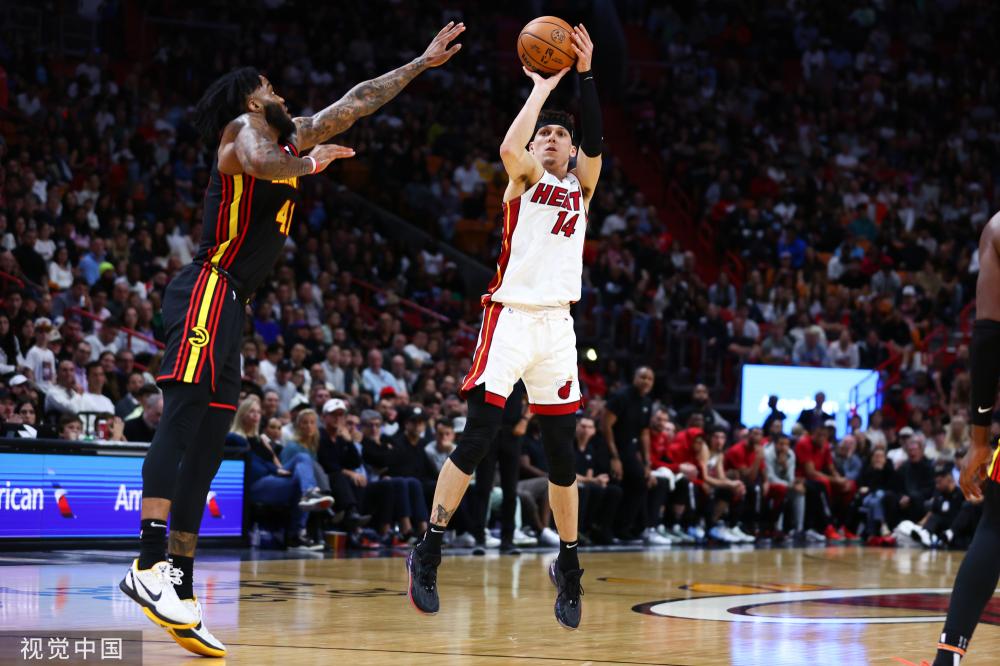 困中的儿童 困中的儿童