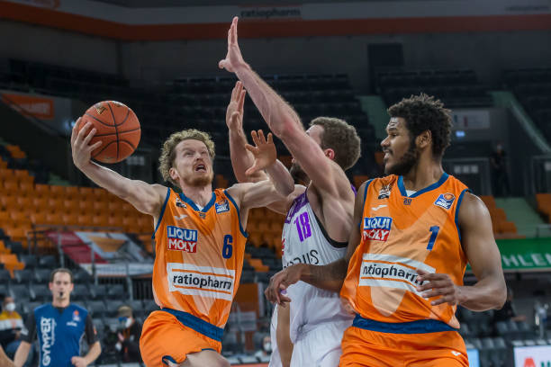 乐与戴嘉彤 乐与戴嘉彤